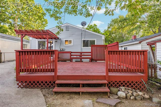 34720 Bock Street, Westland, MI 48185
