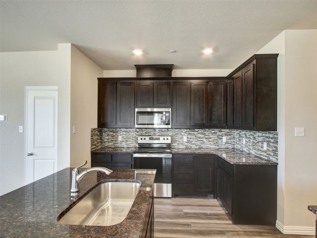 3225 Solana Circle, Denton, TX 76207