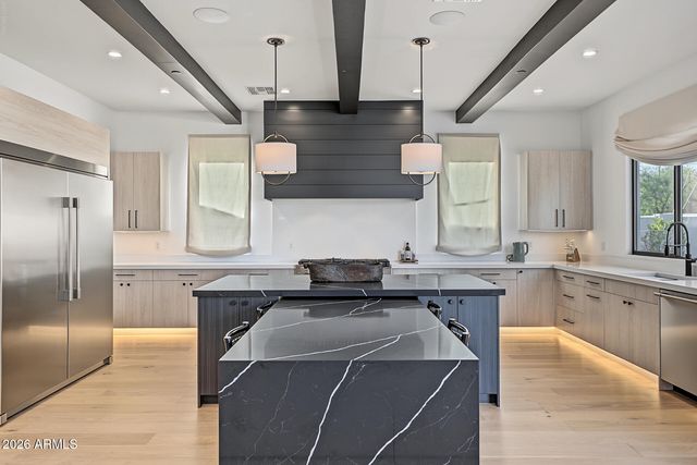 6528 E 2ND Street, Scottsdale, AZ 85251