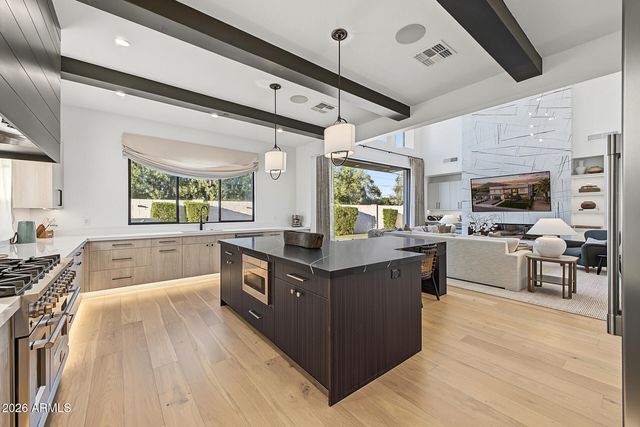 6528 E 2ND Street, Scottsdale, AZ 85251