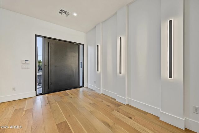 6528 E 2ND Street, Scottsdale, AZ 85251