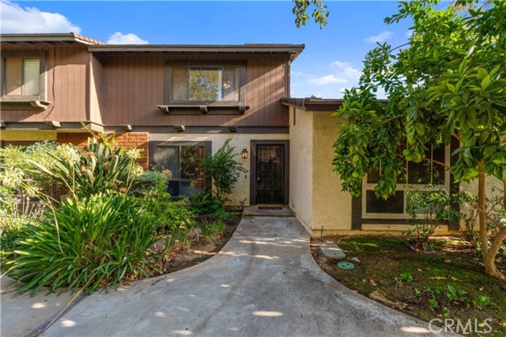 8828 Amigos, Riverside, CA 92504