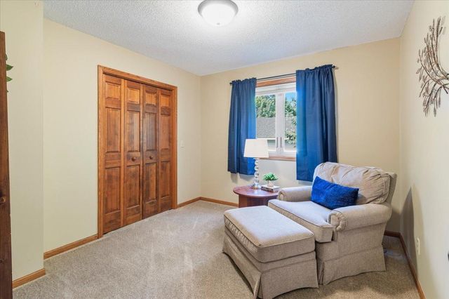 11273 N Eagle Lake Boulevard, Maple Grove, MN 55369