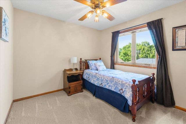 11273 N Eagle Lake Boulevard, Maple Grove, MN 55369