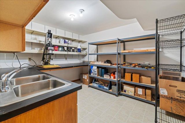 11273 N Eagle Lake Boulevard, Maple Grove, MN 55369