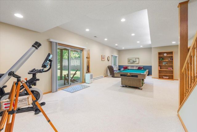 11273 N Eagle Lake Boulevard, Maple Grove, MN 55369