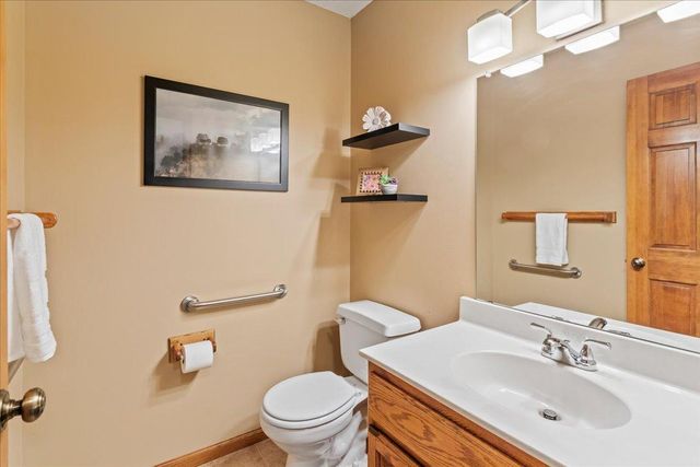 11273 N Eagle Lake Boulevard, Maple Grove, MN 55369