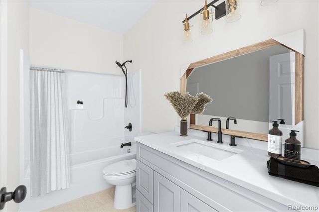 15157 Worden Rd., Holly, MI 48442