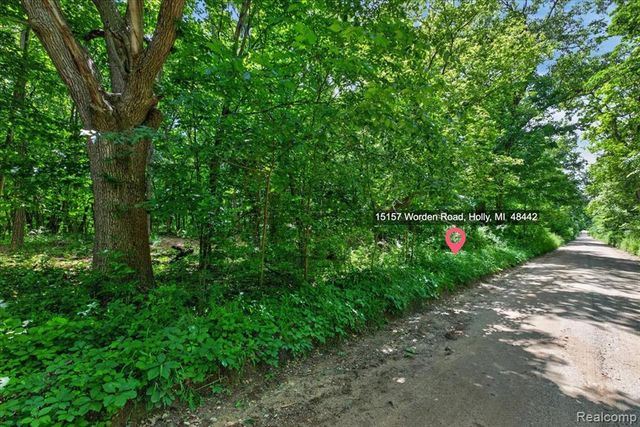 15157 Worden Rd., Holly, MI 48442