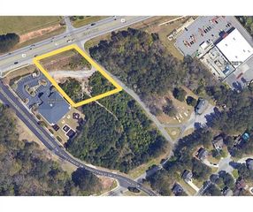 1480 S Crestview Drive, Snellville, GA 30078
