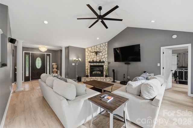 107 Shawnee Trail, Maiden, NC 28650