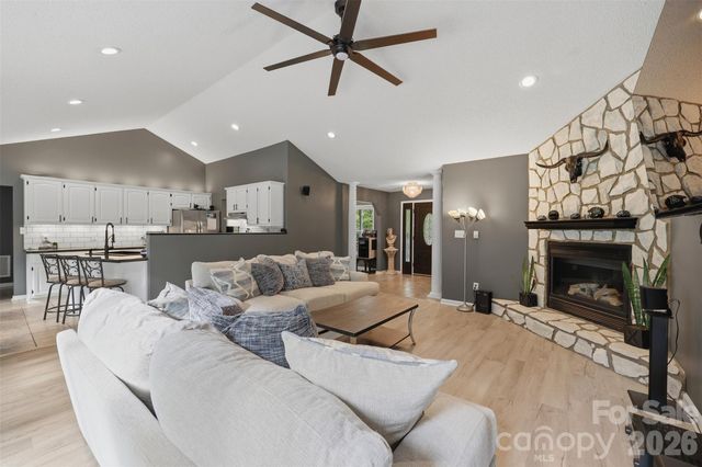 107 Shawnee Trail, Maiden, NC 28650
