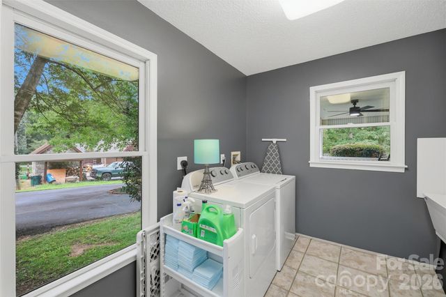 107 Shawnee Trail, Maiden, NC 28650