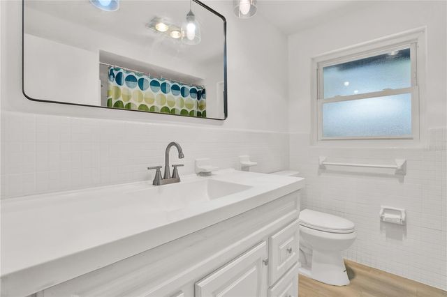 980 5TH AVENUE NE, Largo, FL 33770