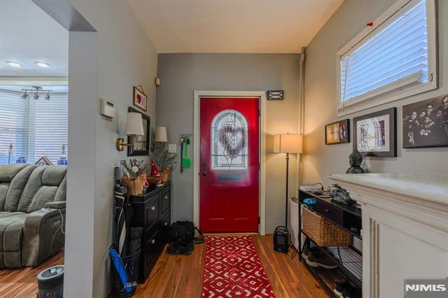 39 Hobart Street, Ridgefield Park, NJ 07660