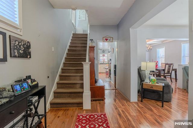 39 Hobart Street, Ridgefield Park, NJ 07660