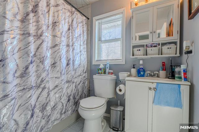 39 Hobart Street, Ridgefield Park, NJ 07660