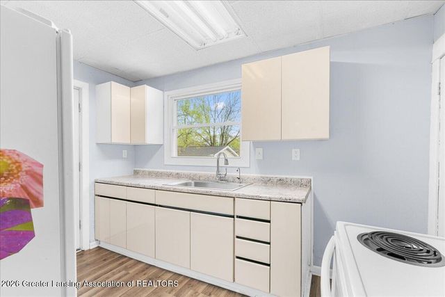 1009 May Street, Lansing, MI 48906