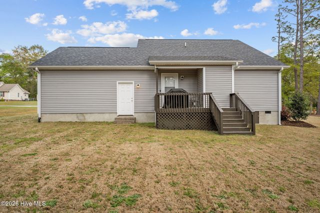 106 Walnut Avenue, Hamlet, NC 28345