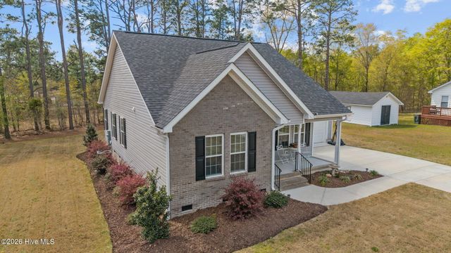 106 Walnut Avenue, Hamlet, NC 28345