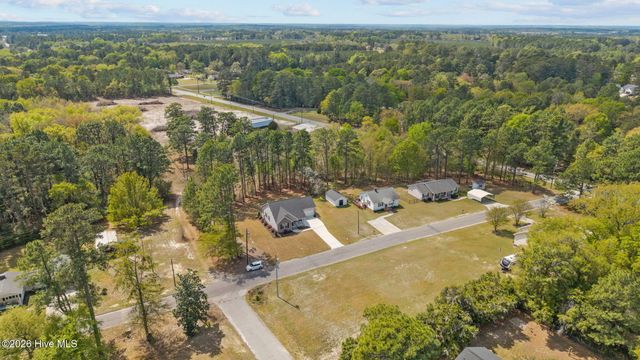 106 Walnut Avenue, Hamlet, NC 28345