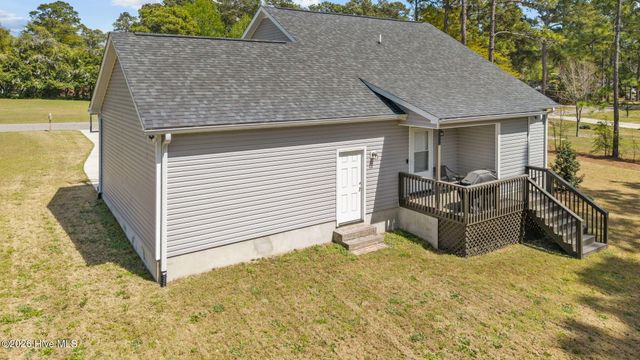 106 Walnut Avenue, Hamlet, NC 28345