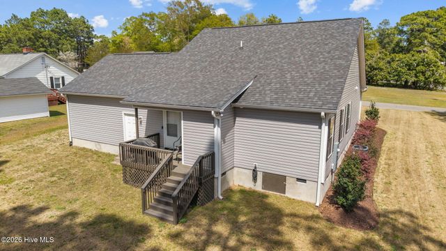 106 Walnut Avenue, Hamlet, NC 28345