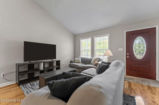 106 Walnut Avenue, Hamlet, NC 28345
