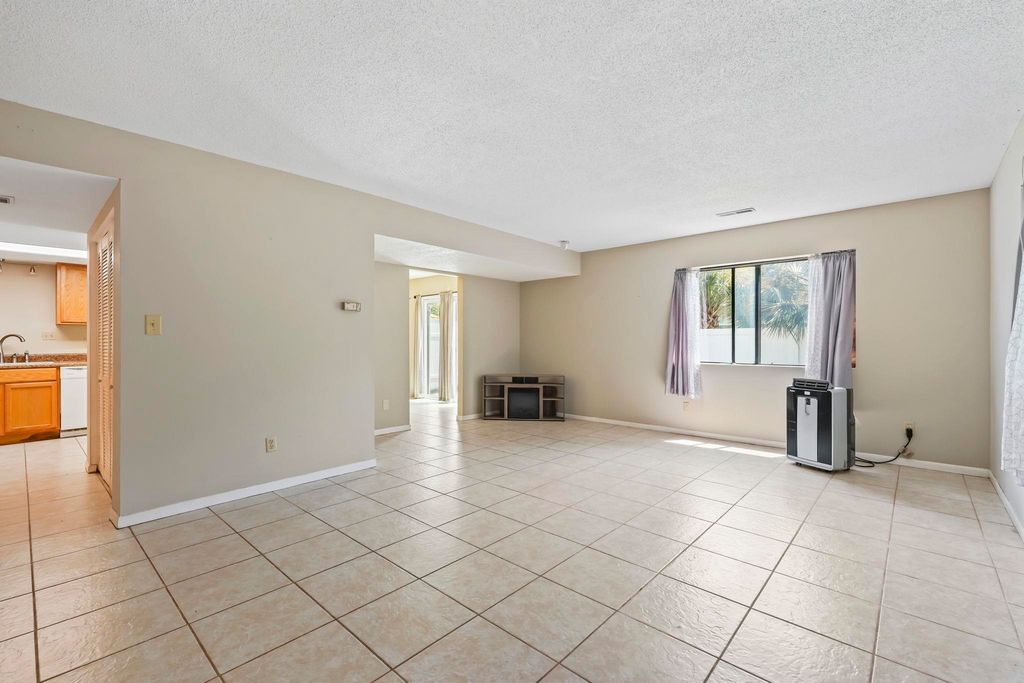 1331 Turkey Ridge Rd Apt C, Surfside Beach, SC 29575 — photo 2