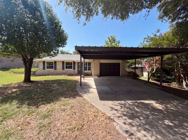 5608 Cherilee Lane, Haltom City, TX 76148