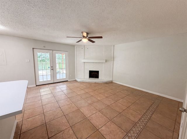 5608 Cherilee Lane, Haltom City, TX 76148