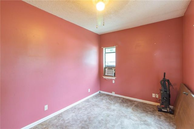 600 S Olive Street, Holden, MO 64040