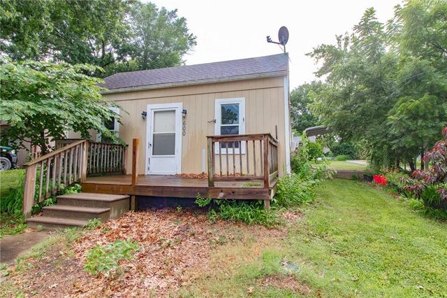 600 S Olive Street, Holden, MO 64040