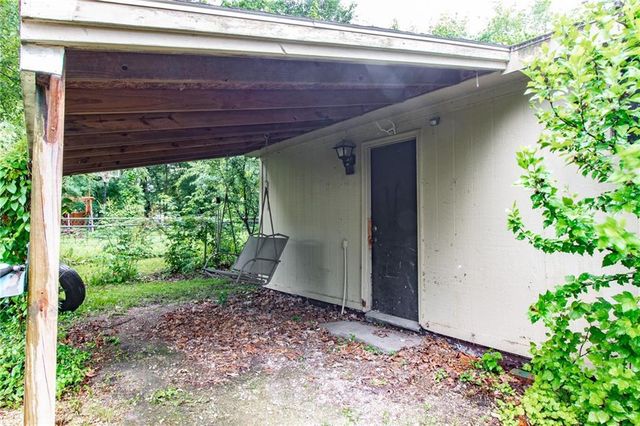 600 S Olive Street, Holden, MO 64040