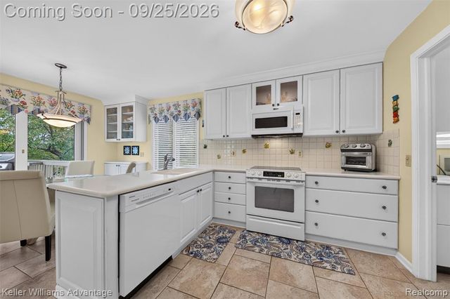 105 Hampton Court, Northville, MI 48168