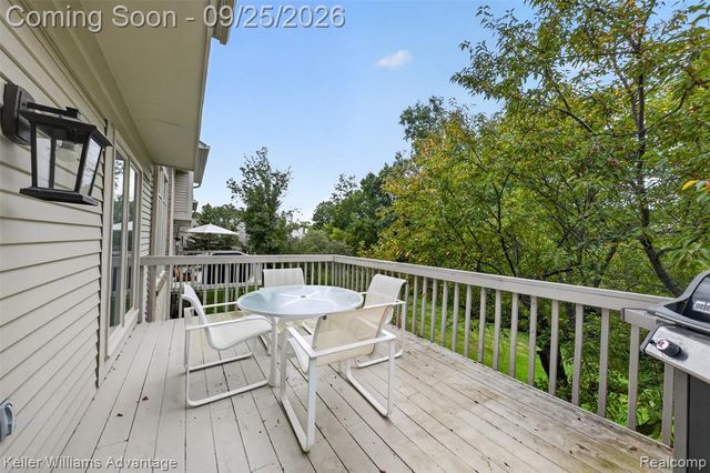105 Hampton Court, Northville, MI 48168