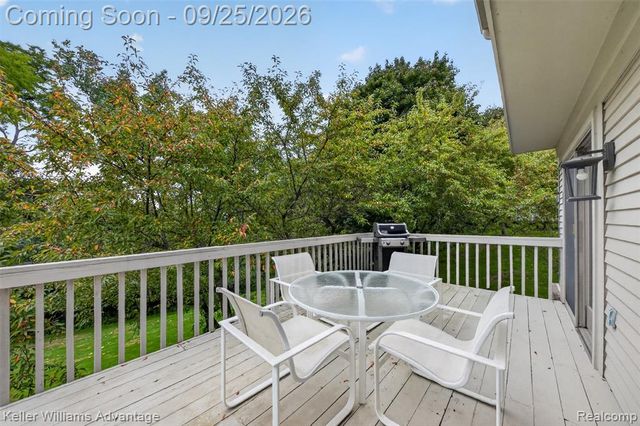 105 Hampton Court, Northville, MI 48168