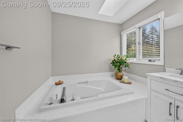 105 Hampton Court, Northville, MI 48168