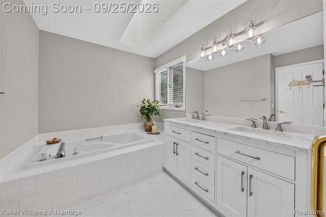 105 Hampton Court, Northville, MI 48168