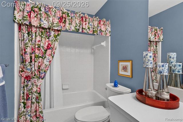 105 Hampton Court, Northville, MI 48168