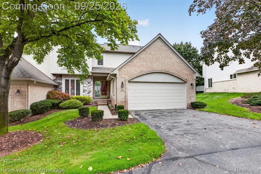 105 Hampton Court, Northville, MI 48168