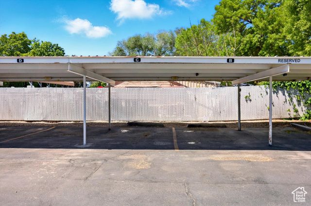 875 E ARROWHEAD LN #3, Murray, UT 84107