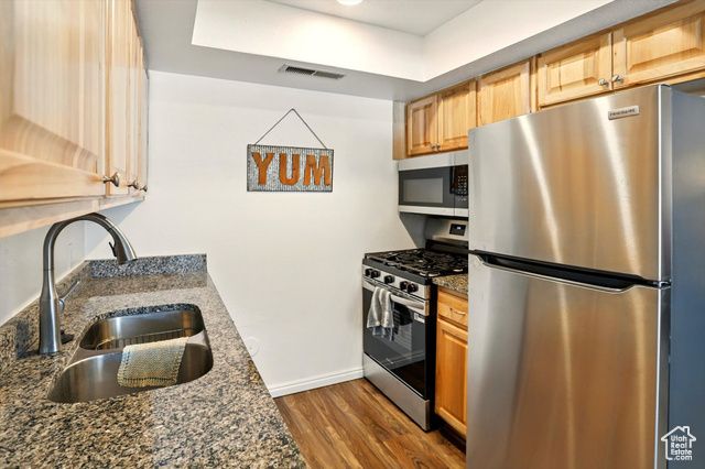 875 E ARROWHEAD LN #3, Murray, UT 84107