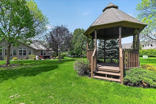 1198 Sawyer Way, Sun Prairie, WI 53590