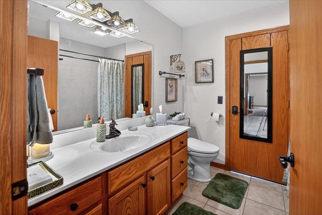 1198 Sawyer Way, Sun Prairie, WI 53590