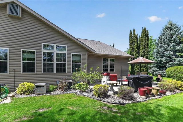 1198 Sawyer Way, Sun Prairie, WI 53590