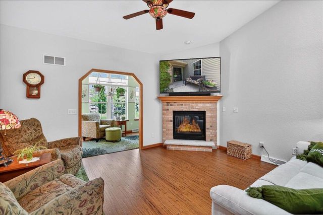 1198 Sawyer Way, Sun Prairie, WI 53590