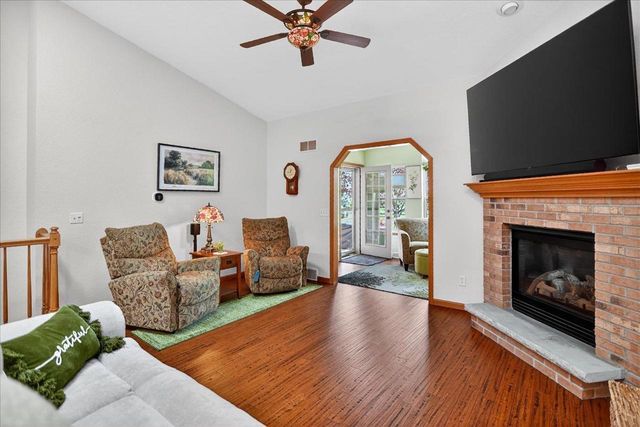 1198 Sawyer Way, Sun Prairie, WI 53590