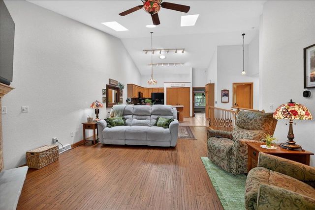 1198 Sawyer Way, Sun Prairie, WI 53590