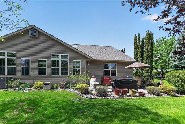 1198 Sawyer Way, Sun Prairie, WI 53590